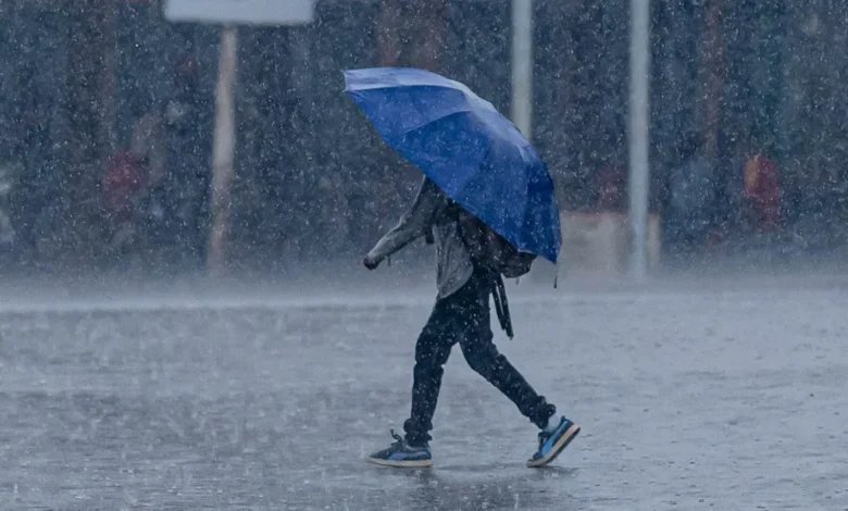 സംസ്ഥാനത്ത് കൂടുതൽ ജില്ലകളിൽ മഴക്ക് സാധ്യത; ആറ് ജില്ലകളിൽ യെല്ലോ അലർട്ട്