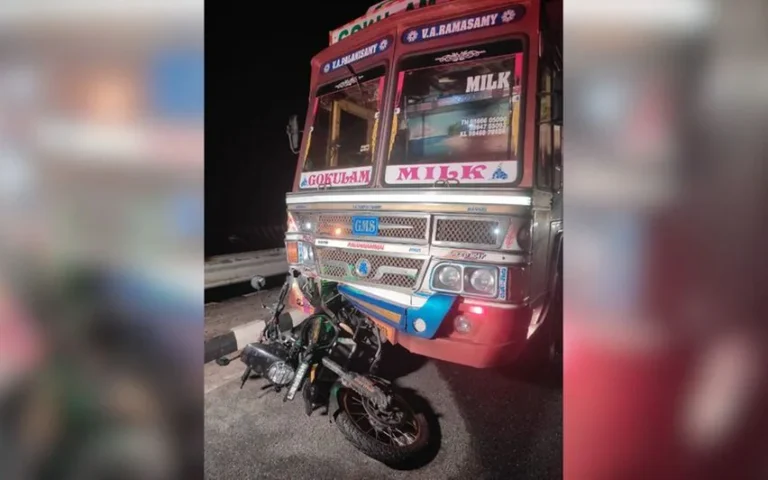 റോഡില്‍ വീണ ഹെല്‍മെറ്റ് എടുക്കാന്‍ ശ്രമിച്ചു; ലോറിയിടിച്ച് ബൈക്ക് യാത്രക്കാര്‍ക്ക് ദാരുണാന്ത്യം…