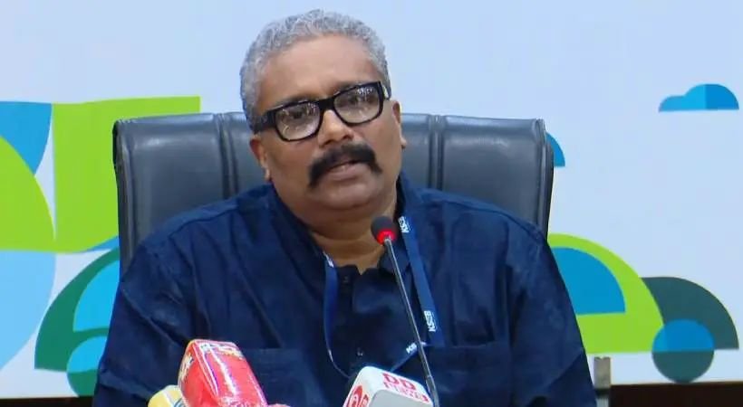 കേര പദ്ധതി ഫണ്ട് വകമാറ്റിയത് സംബന്ധിച്ച വിവാദം; ഡോ.ബി അശോകിനെ കൃഷി വകുപ്പില്‍ നിന്ന് മാറ്റി