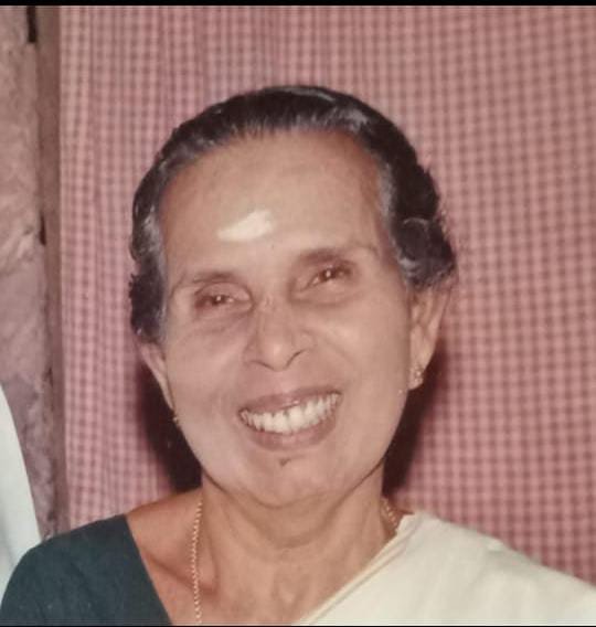 ചാന്നാനിക്കാട്  കൊങ്ങിണിപ്പറമ്പിൽ കമല അന്തരിച്ചു