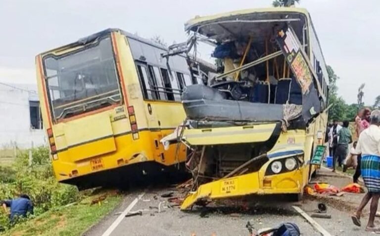 തമിഴ്നാട് കാരക്കുടിയില്‍ ബസ്സുകള്‍ കൂട്ടിയിടിച്ച് അപകടം 12 പേര്‍ മരിച്ചു; നിരവധി പേര്‍ക്ക് പരിക്ക്