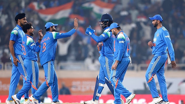 അവസാന ഓവര്‍ വരെ ആവേശം; ദക്ഷിണാഫ്രിക്കയ്‌ക്കെതിരെ ഇന്ത്യക്ക് ‘ത്രില്ലര്‍’ ജയം