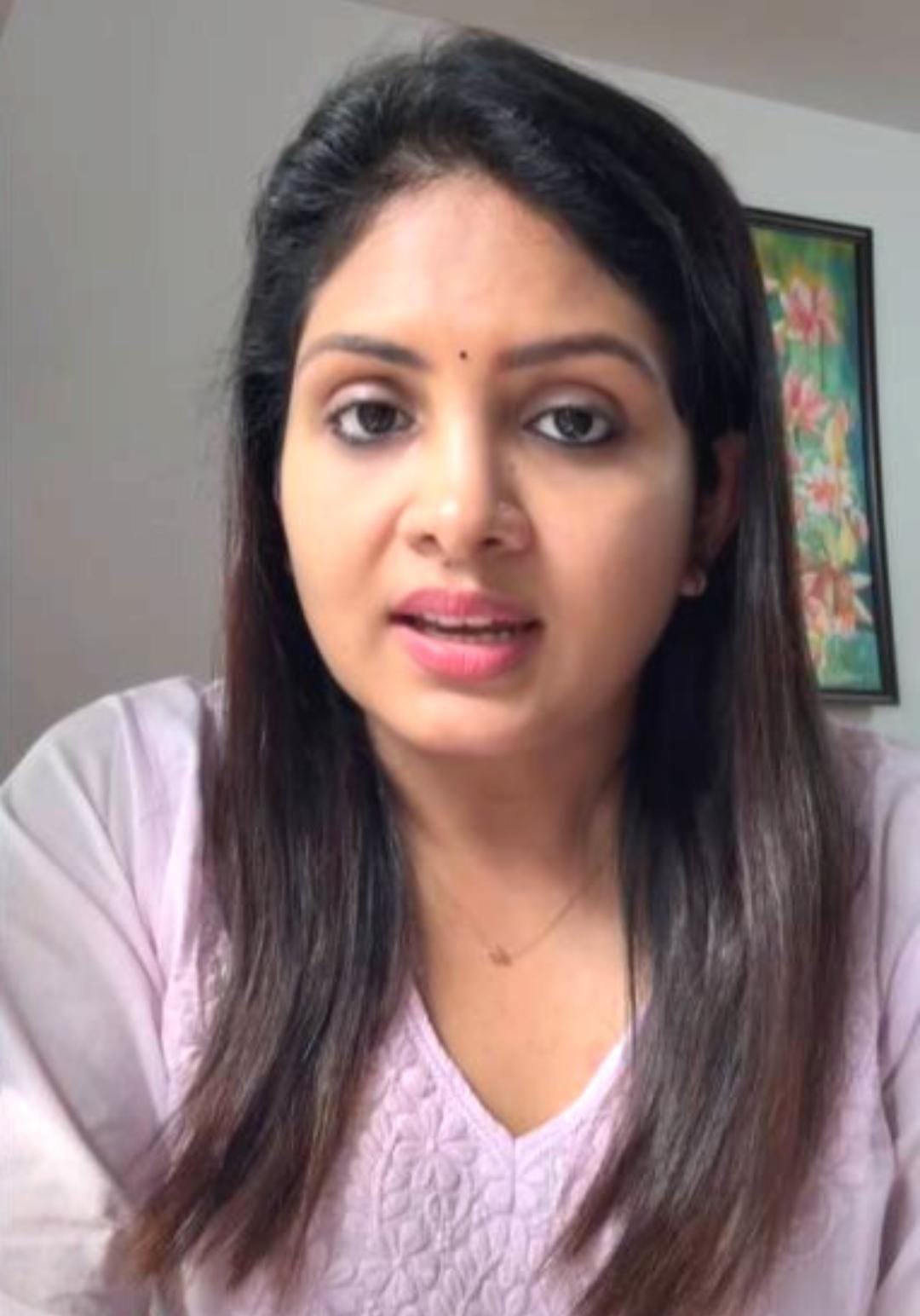 തൻ്റെ ചിത്രം ഉപയോഗിച്ച്  വിദ്യാഭ്യാസ തട്ടിപ്പ് നടത്തിയെന്നും  മുന്നൂറിലധികം കുട്ടികള്‍ ഇരയായെന്നും നടി ഗായത്രി അരുൺ