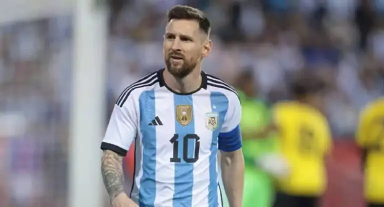 ഫുട്‌ബോൾ ആരാധകർക്ക് വീണ്ടും നിരാശ…മെസ്സി കേരളത്തിലേക്കില്ല…