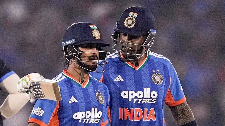 ‘ഇഷാനോട് എനിക്ക് ദേഷ്യം തോന്നി, പക്ഷേ ചെക്കന്‍ പൊളിച്ചടുക്കി’; ഇതുപോലൊരു തല്ല് കണ്ടിട്ടില്ലെന്ന് ഇന്ത്യന്‍ ക്യാപ്റ്റന്‍