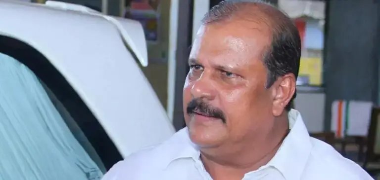 ‘ബിജെപിയുടെ മാന്യതകൊണ്ടാണു ക്രിസ്ത്യാനികളെ ചുമന്നുകൊണ്ട് നടക്കുന്നത്…പി സി
